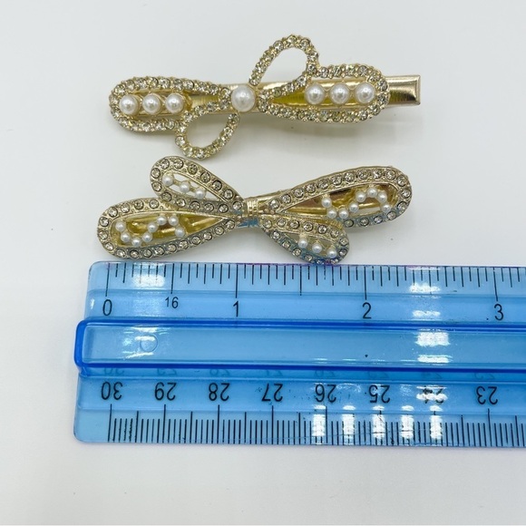 Set of 2 Bow-and-Pearl Pavé Hair Clips - Picture 2 of 4